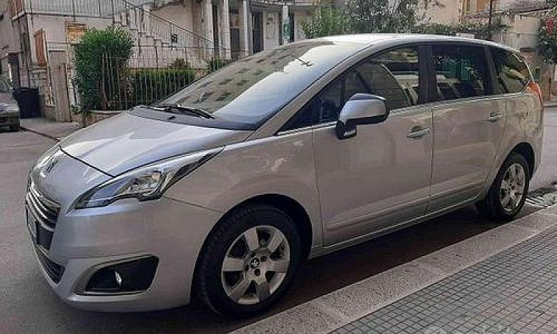 Peugeot 5008 1.6 Hdi...