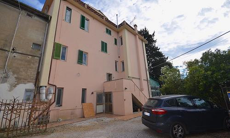 Collemezzano, 72 Mq ...