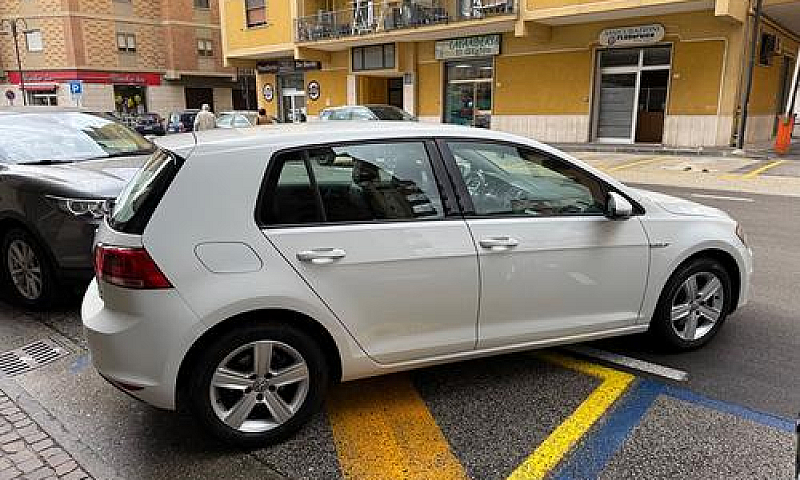 Volkswagen Golf 7 1....