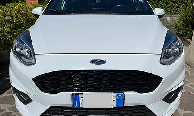 Ford Fiesta 1.1 St-L...
