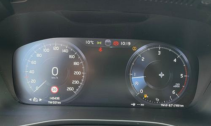 Volvo Xc40 2.0 D3 Mo...