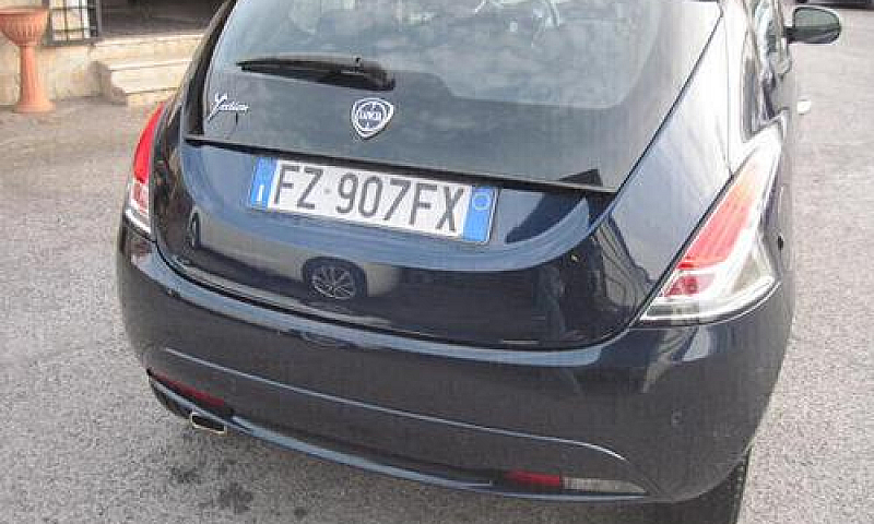 Lancia Ypsilon Ecoch...