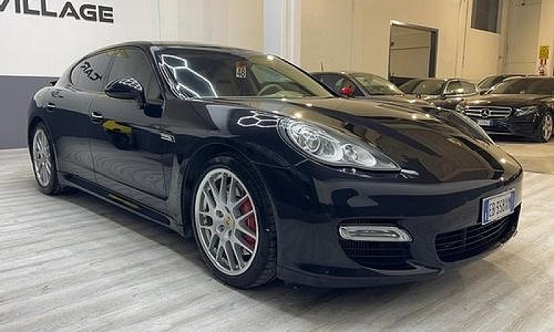 Porsche Panamera 4.8...