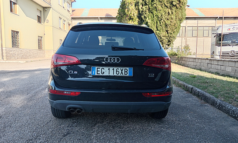Audi Q5...