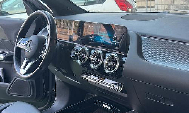 Mercedes-Benz Gla 22...
