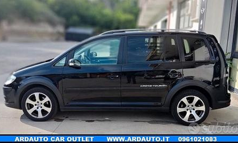 Volkswagen Touran Cr...