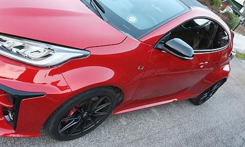Toyota Yaris Gr Circ...