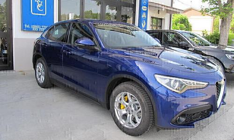 Alfa Romeo Stelvio 2...
