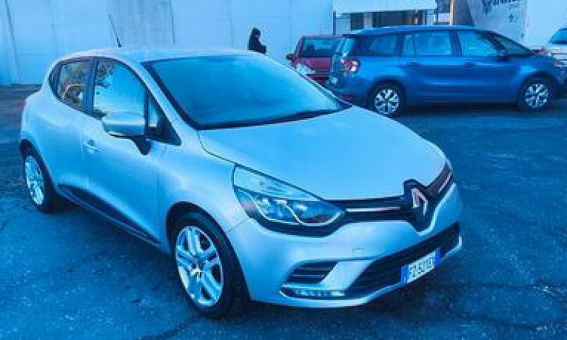 !!Renault Clio 75 Cv...