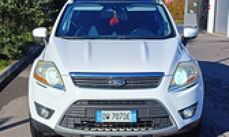 Ford Kuga Titanium...