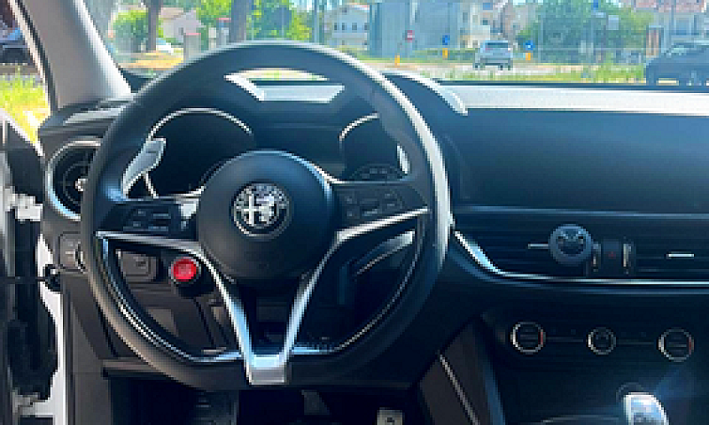 Alfa Romeo Stelvio...