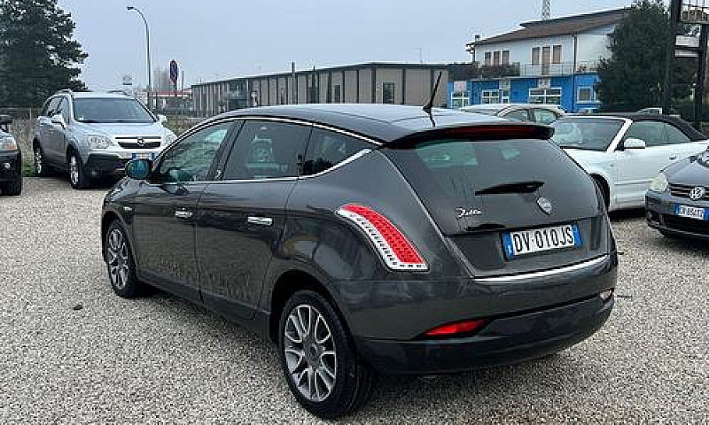 Lancia Delta 2.0 Mjt...