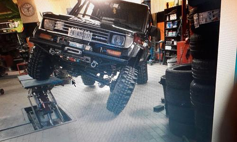 Toyota Landcruiser...
