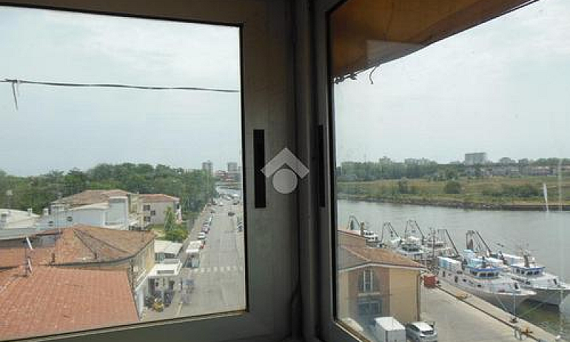 5 Locali A Comacchio...