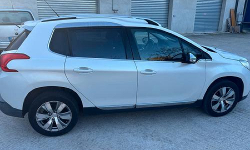 Peugeot 2008 Bluehdi...