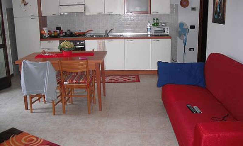 Bilocale In Centro S...