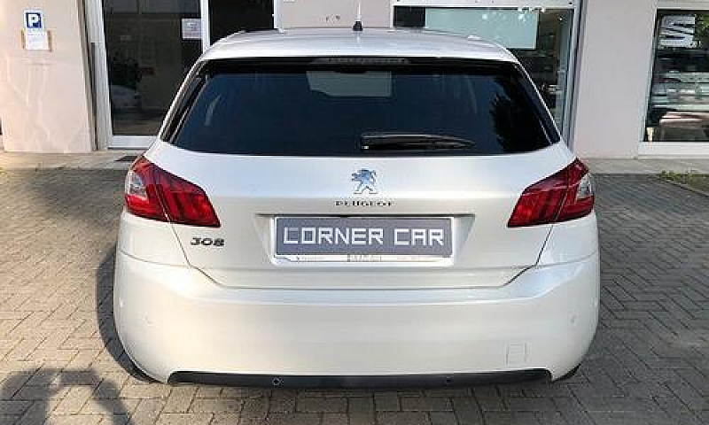 Peugeot 308 1.6 E-Hd...