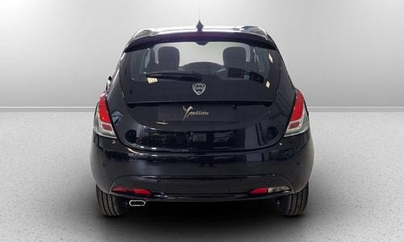 Lancia Ypsilon My24 ...