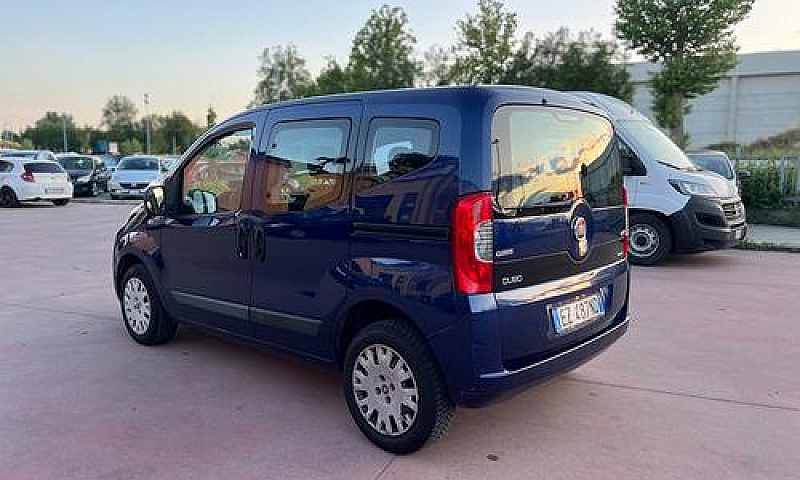 Fiat Qubo 1.3 Mjt 75...