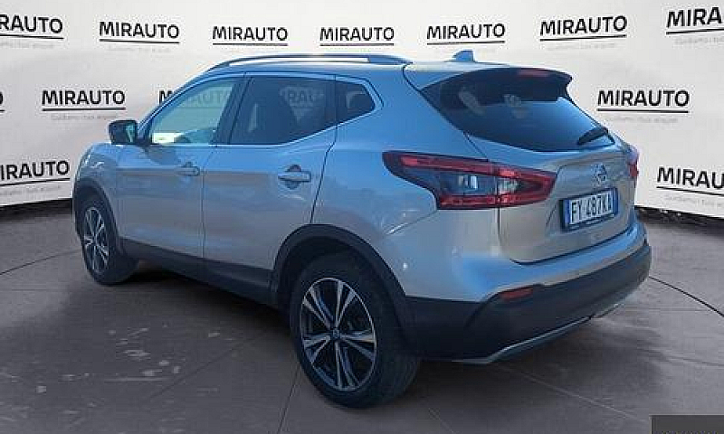 Nissan Qashqai 1.5 D...