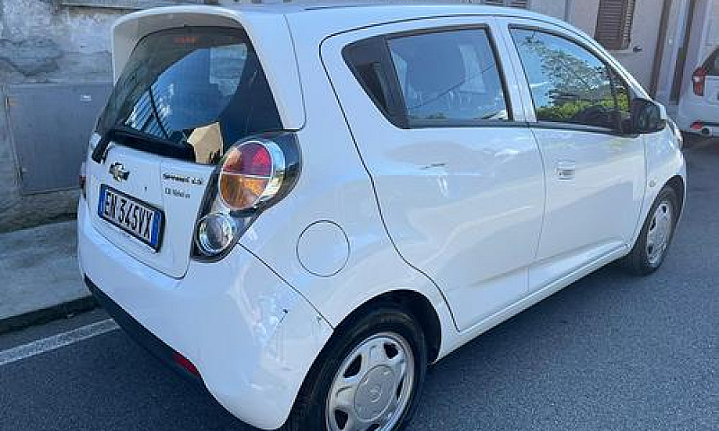 Chevrolet Spark 1.0 ...