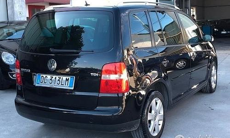 Volkswagen Touran Un...
