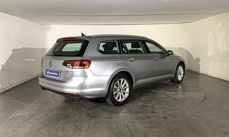 Volkswagen Passat Va...