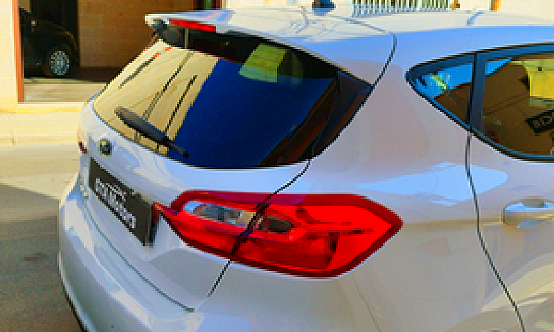 Ford Fiesta 1.1 85Cv...