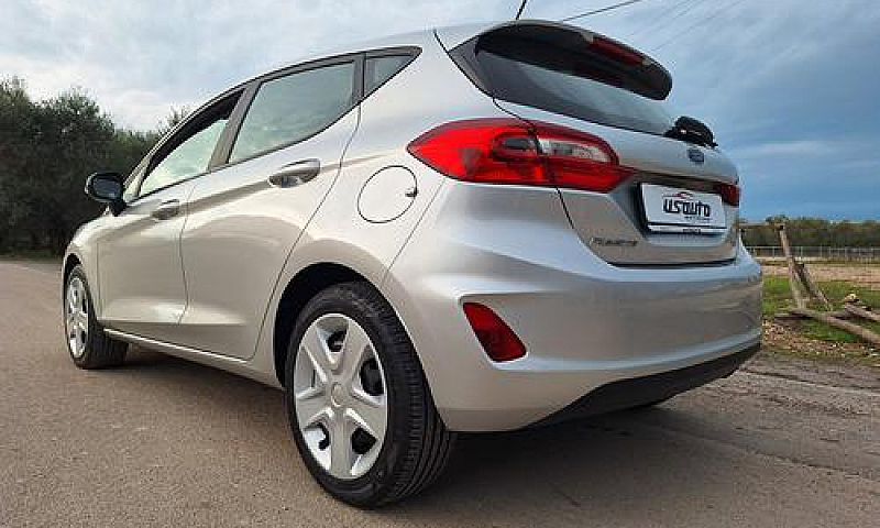 Ford Fiesta 1.1 85 C...
