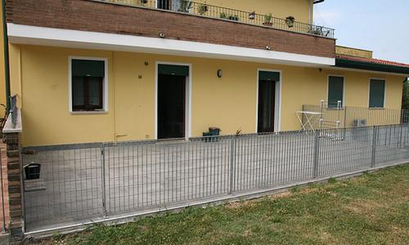 Appartamento Con Gia...