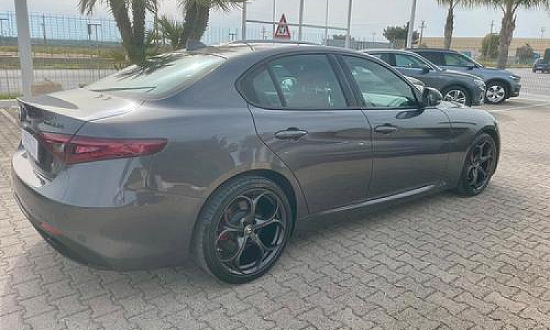 Giulia 2.2 Td 190 Cv...