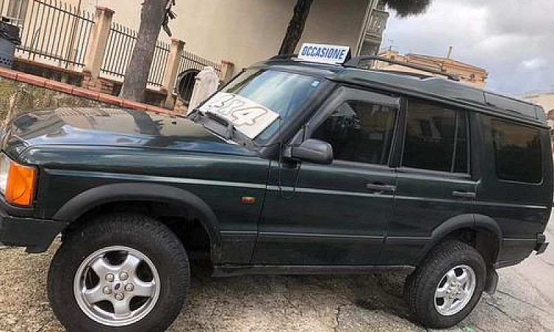 Land Rover Discovery...