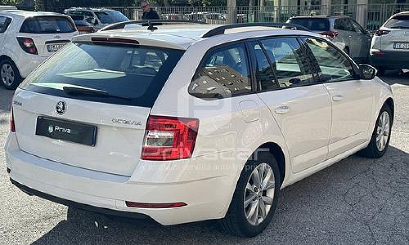 Skoda Octavia 1.6 Td...