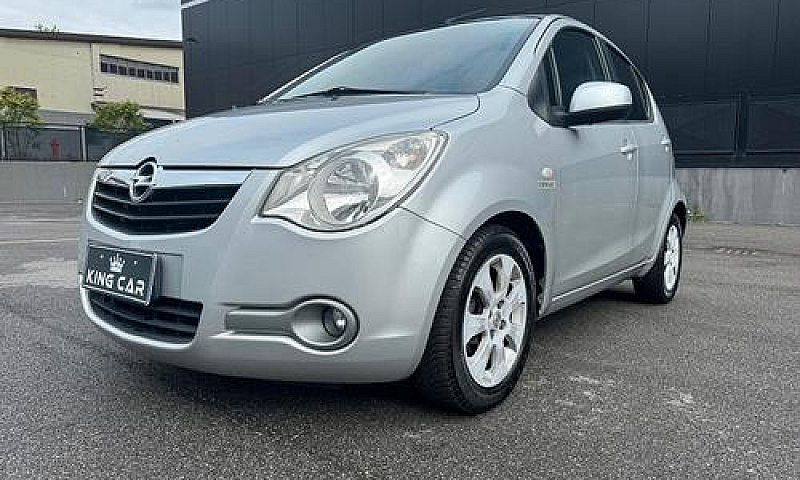Opel Agila 1.2 16V 8...