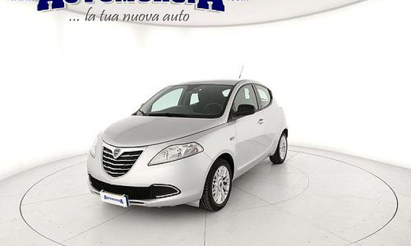 Lancia Ypsilon 1.2 6...