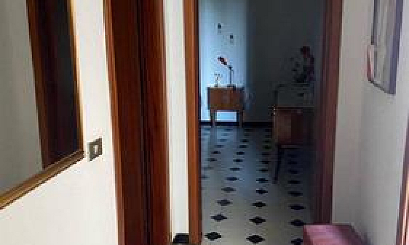 Appartamento In Zona...