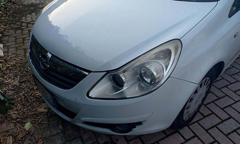 Opel Corsa Con Impia...