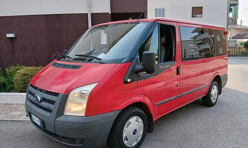 Ford Transit 9 Posti...