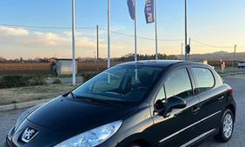Peugeot 207 1.4 Hdi ...