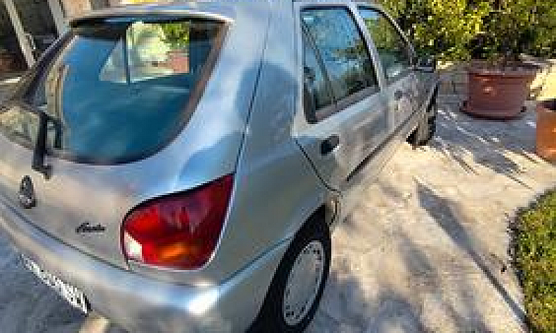 Ford Fiesta 29000 Te...