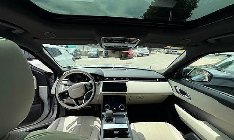 Range Rover Velar 2....