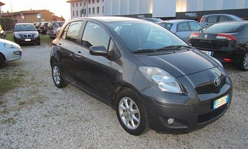 Yaris 1.3 Bz 5 Porte...
