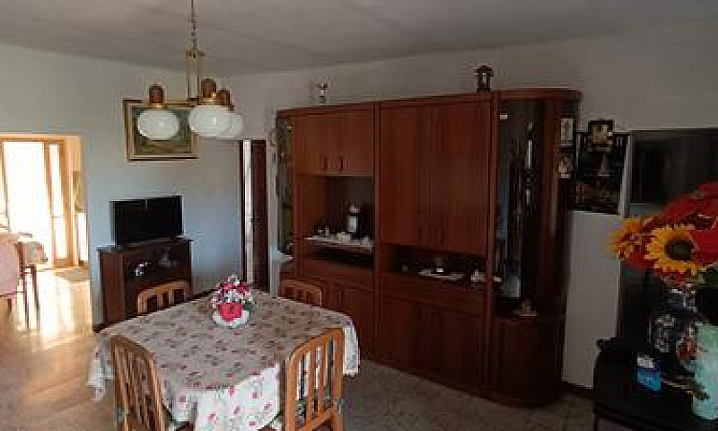 Casa Indipendente Co...