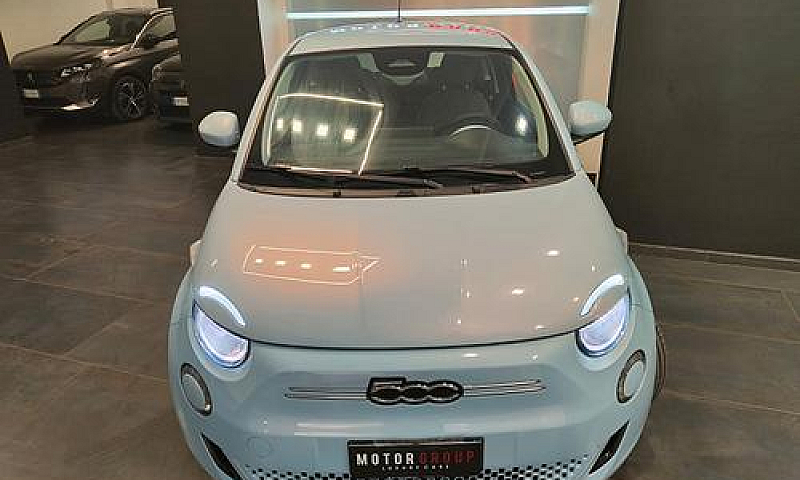 Fiat 500E Berlina 42...