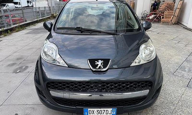 Peugeot 107 1.0 Km 6...