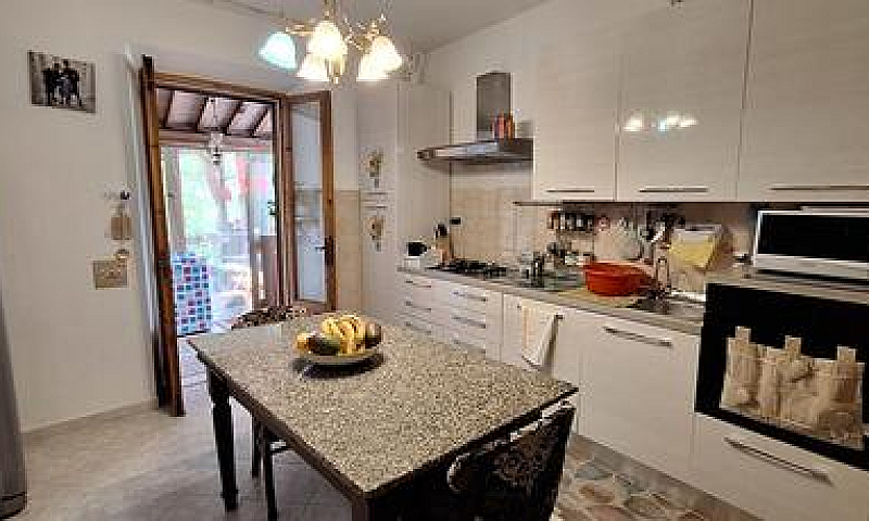 Appartamento A Ascia...