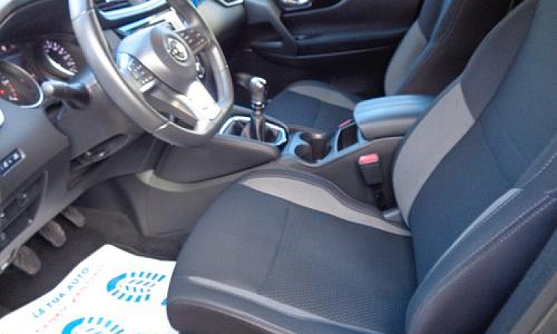 Nissan Qashqai 1.5 D...