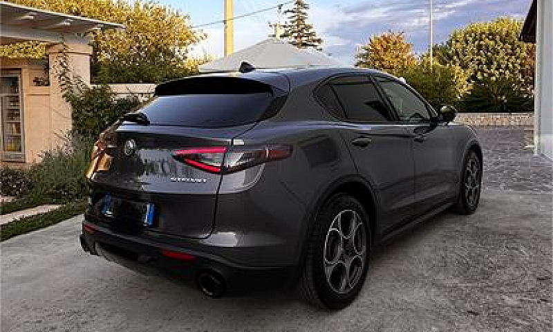 Alfa Romeo Stelvio...
