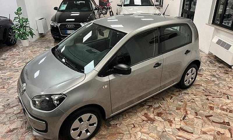 Volkswagen Up 1.0 5 ...