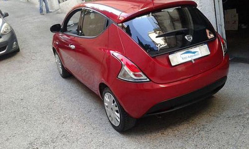 Lancia - Ypsilon - 0...